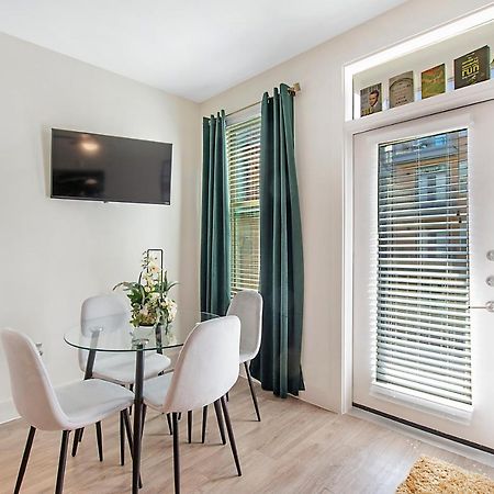 Luxury Studio Near Dt Форт Уорт Екстериор снимка